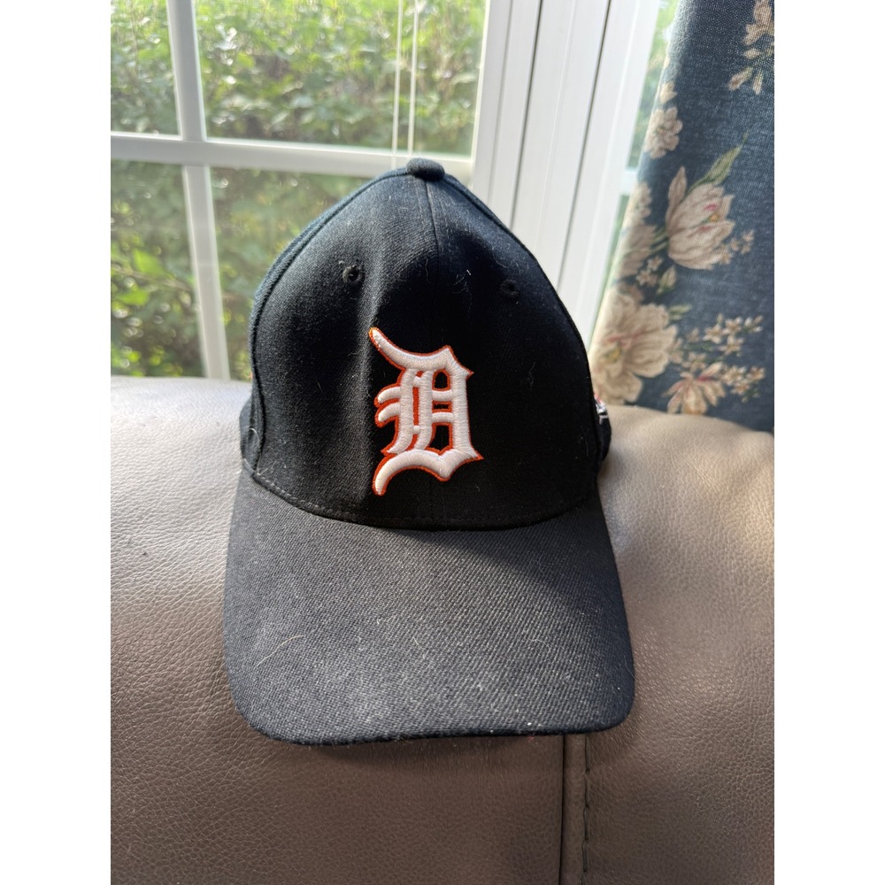 MLB Detroit Tigers Black Orange Old English D Baseball Hat Cap 32CP07711-1